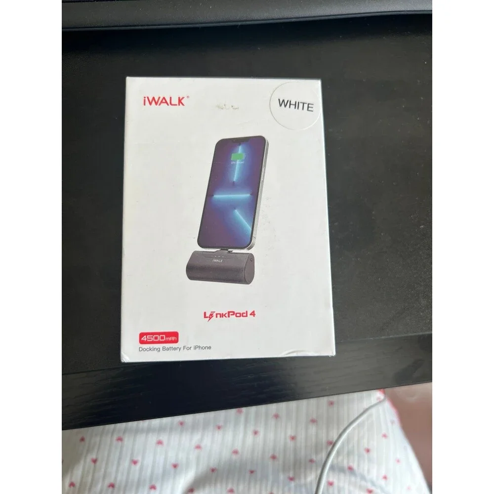 iWalk LinkPod 4 docking battery for iPhones